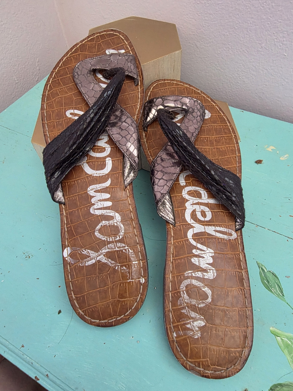 Sam Edelman Brown and Metallic Bronze Leather Thong Sandals